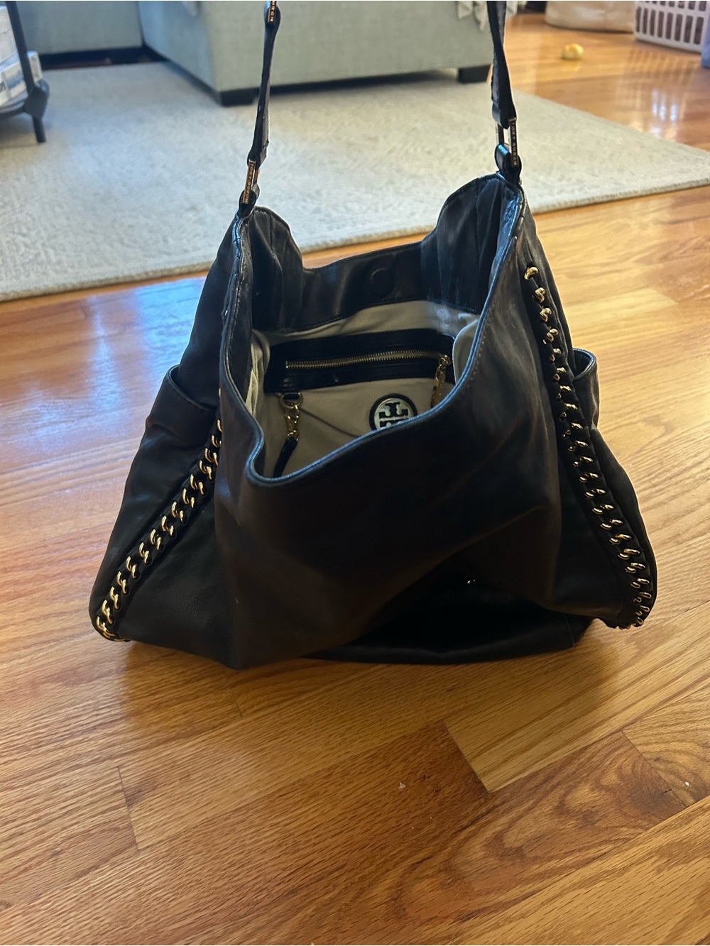 Tory Burch, Black Leather Shoulder Bag with Gold Chain Trim